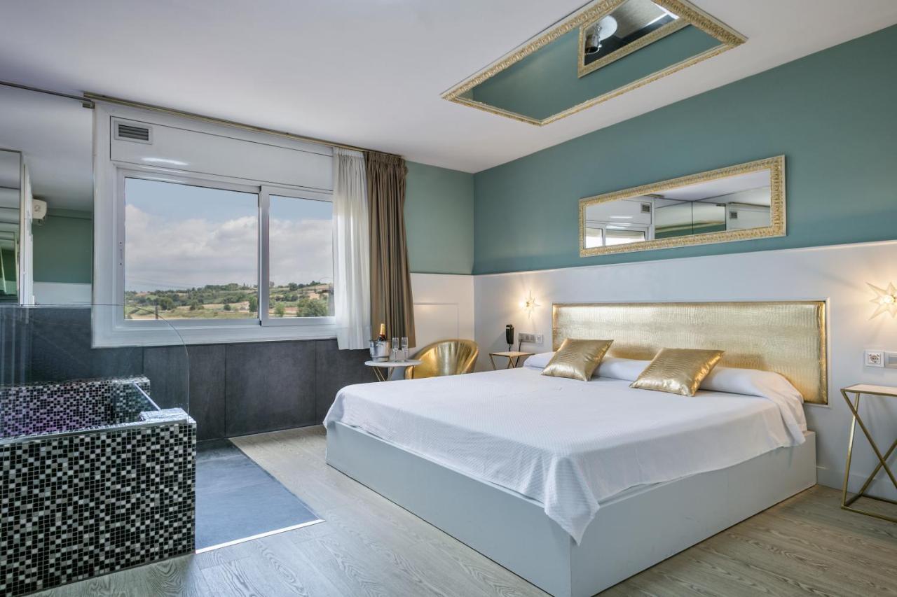 Hotel H กราโนแยร์ส ภายนอก รูปภาพ
