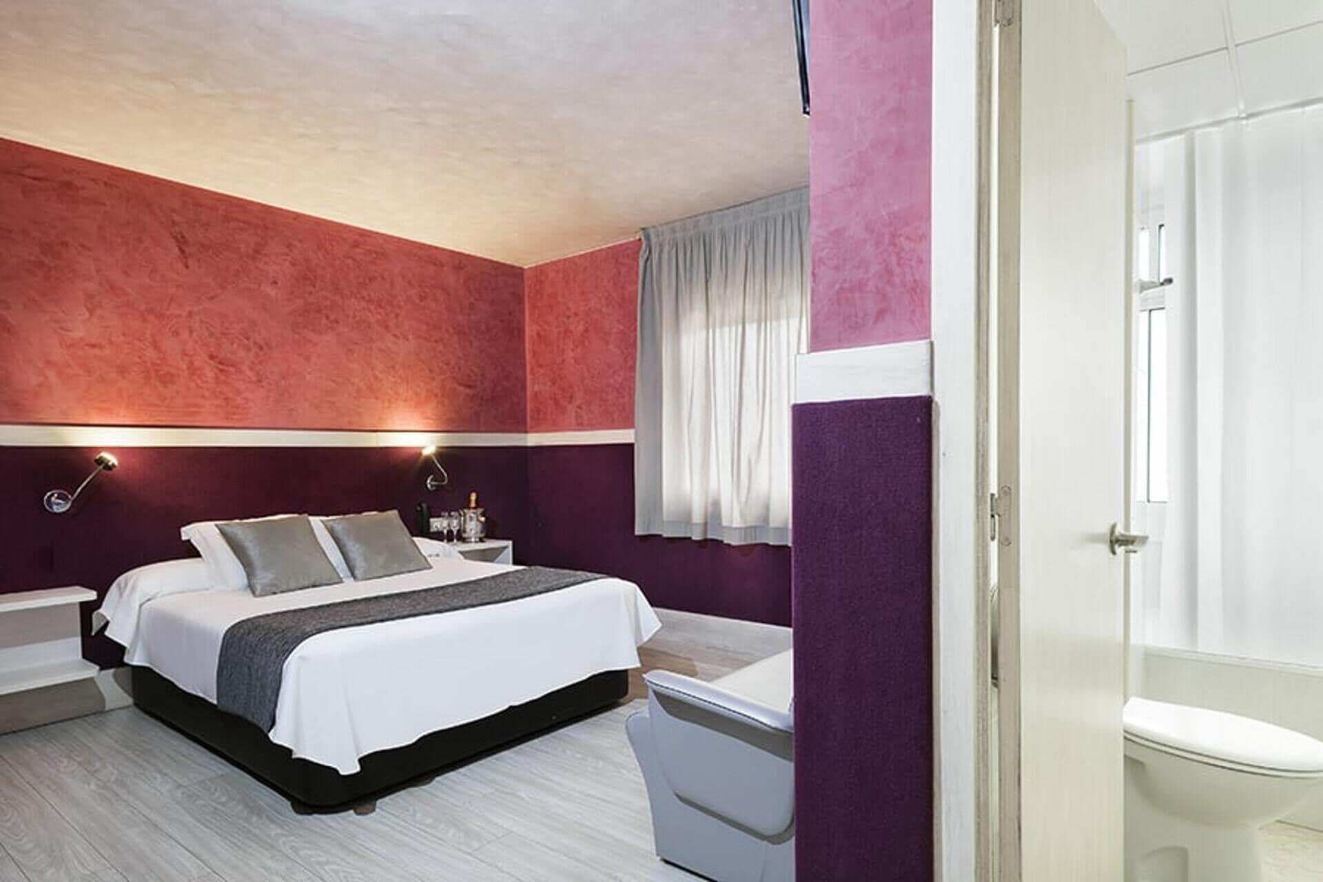 Hotel H กราโนแยร์ส ภายนอก รูปภาพ