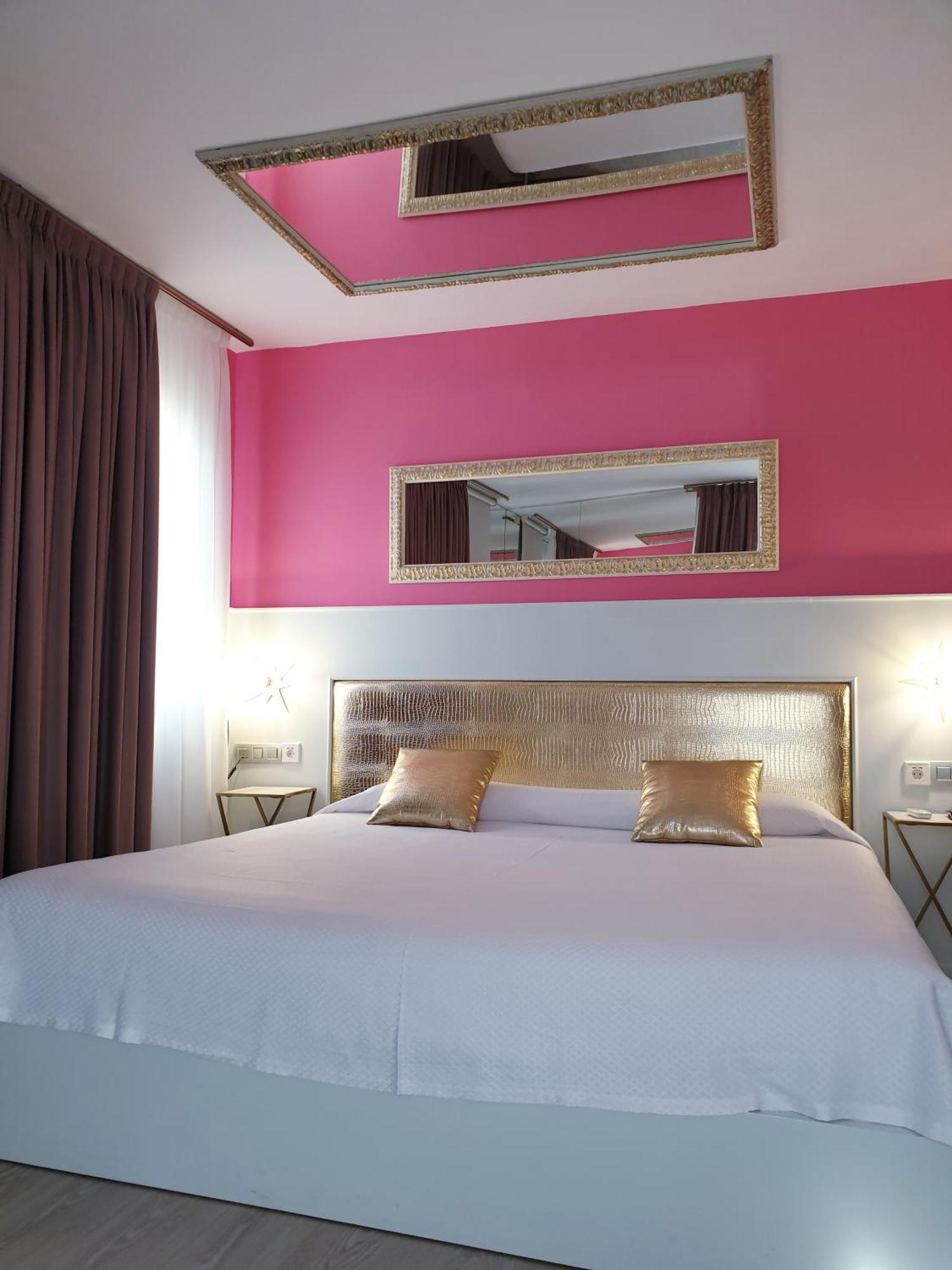 Hotel H กราโนแยร์ส ห้อง รูปภาพ
